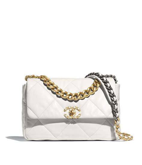 borsa con sabbia chanel 2019|Borsa a spalla Chanel 19 2019 .